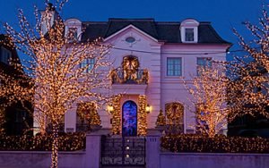 christmas light installation